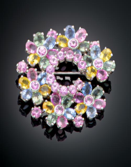 1126   -  <p><span class="object_title">BROCHE SUÁREZ</span></p>