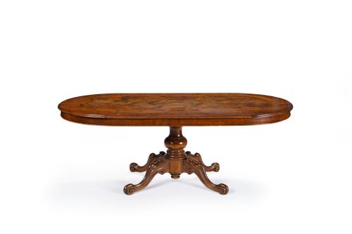 50   -  <p><span class="object_title">Juego de comedor isabelino, S. XIX. </span><br></p>