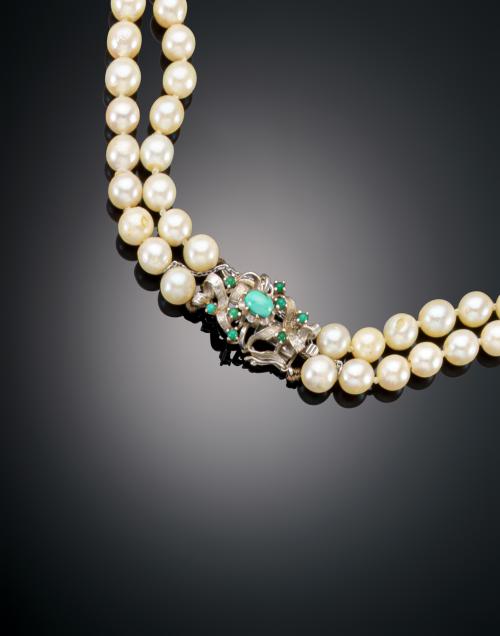 935   -  <p><span class="object_title">COLLAR DE DOBLE HILO DE PERLAS CON BROCHE </span></p>