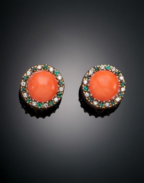 1158   -  <p><span class="object_title">PENDIENTES AÑOS 40, CORAL MEDITERRÁNERO, ESMERALDAS Y DIAMANTES </span></p>