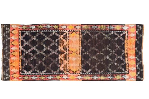 Lote de dos kilim en lana de diseño geométrico sobre campos
