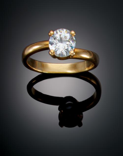 SOLITARIO CON DIAMANTE 