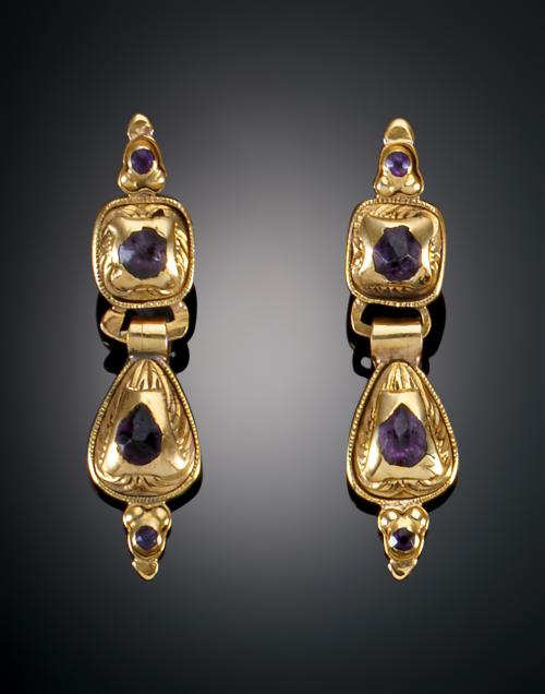 1019   -  <p><span class="object_title">PENDIENTES CATALANES</span></p>