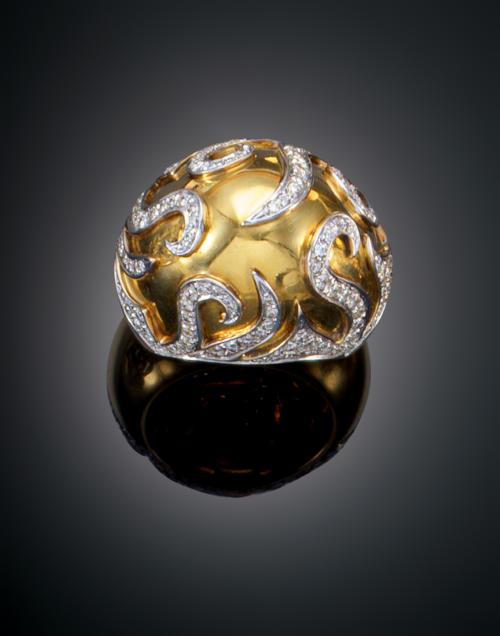 1119   -  <p><span class="object_title">SORTIJA BOMBÉ CON DIAMANTES</span></p>