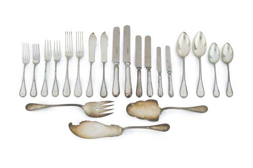 183 - <p><span class="object_title">Antigua cubertería en plata española punzonada con marcas de Luis Espuñes, C. 1900. Modelo lazo. </span><br></p>