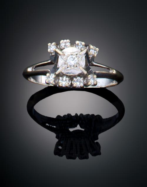 SORTIJA ANTIGUA CON DIAMANTES EN ORO BLANCO DE 18 K