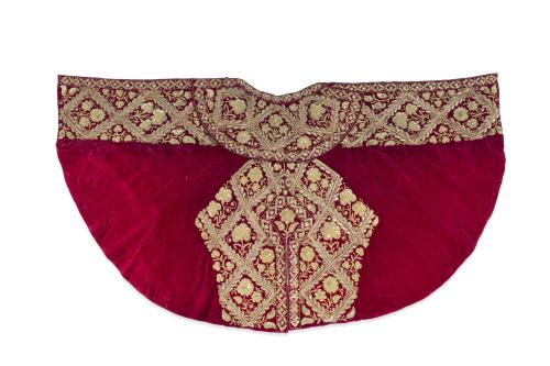 Capote de paseo antiguo en terciopelo granate e hilos de or