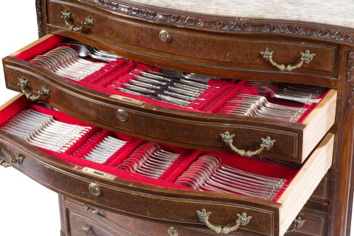 Gran cubertería en plata española punzonada con marcas de D