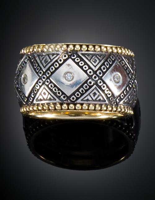 SORTIJA EN ORO BLANCO Y AMARILLO CON DIAMANTES