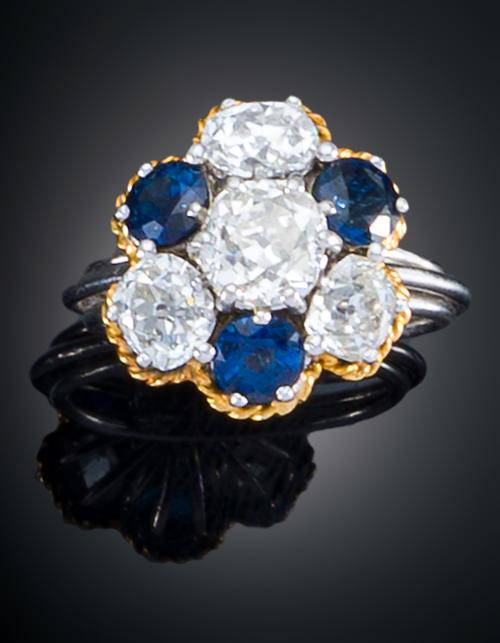 SORTIJA ROSETON EN ORO BLANCO Y AMARILLO DE 18K CON DIAMANT