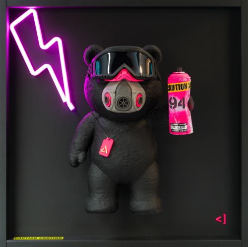CARLOS LUNA (Córdoba, 1988), Caution, Bad Bear, Técnica mix