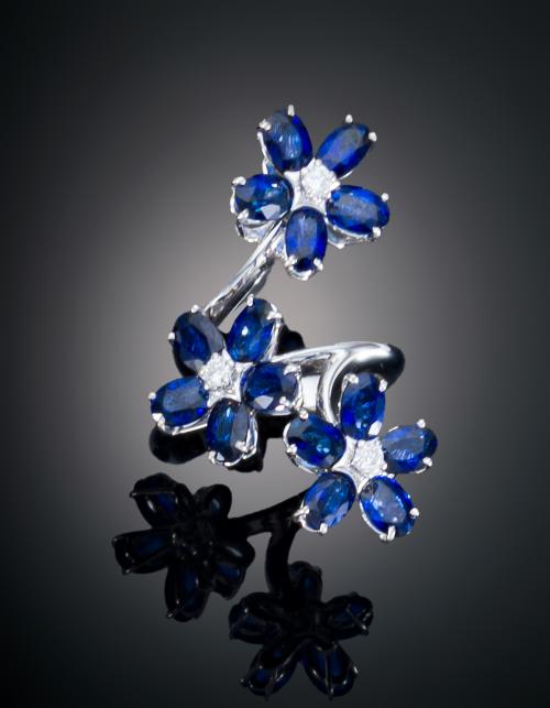SORTIJA ZAFIROS Y DIAMANTES