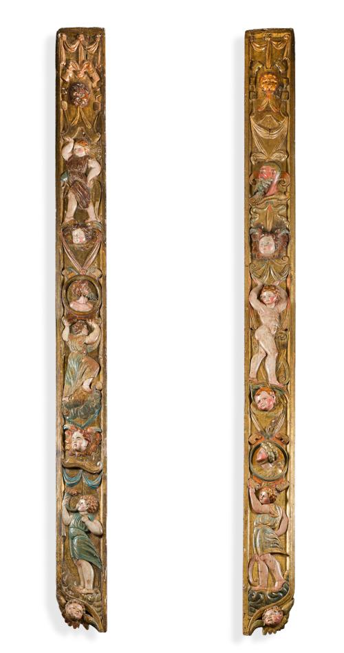 467 - <p><span class="object_author">TALLER ALONSO BERRUGUETE (Paredes de Nava, c. 1486-1490-Toledo,1561). Décadas centrales siglo XVI - Pareja de guardapolvos de un retablo con decoraración de candelieri</span></p>