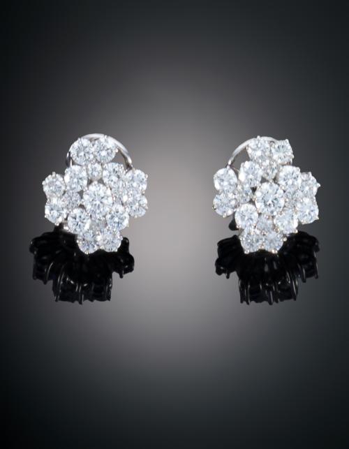 PENDIENTES CON DIAMANTES