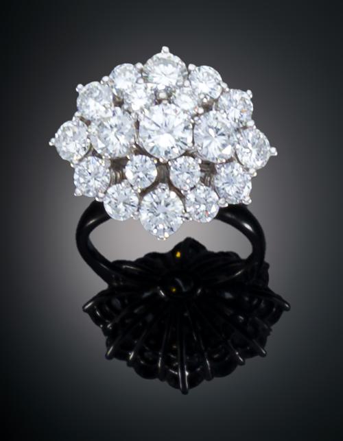 SORTIJA CON DIAMANTES