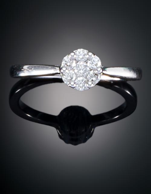 SORTIJA CON  DIAMANTES 