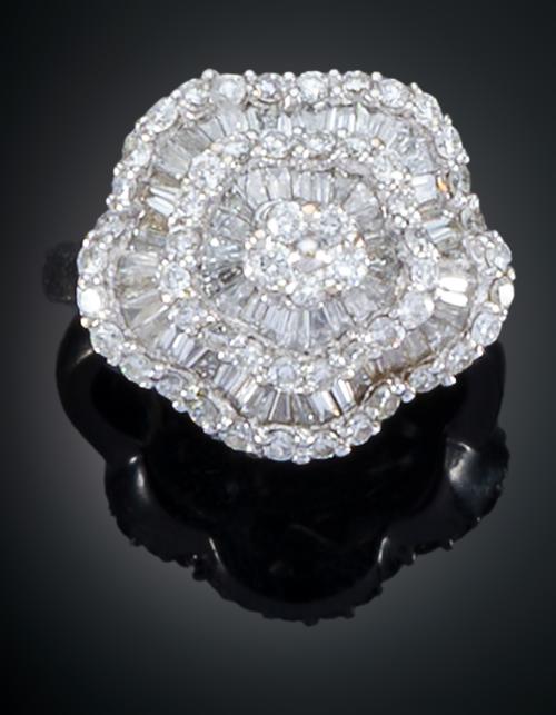 SORTIJA ROSETÓN CON DIAMANTES 