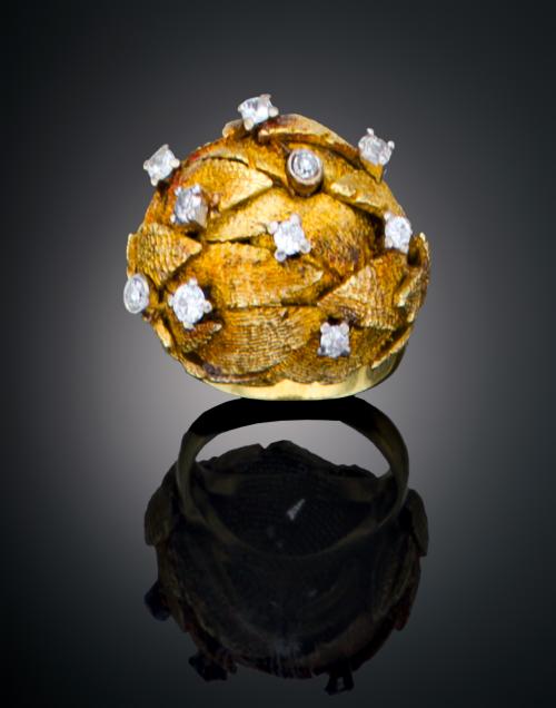 SORTIJA BOMBE CON DIAMANTES EN ORO AMARILLO DE 18 K 