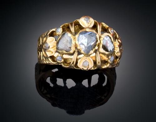 SORTIJA CALADA CON DIAMANTES EN ORO AMARILLO DE 18 K