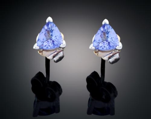 PENDIENTES CON TANZANITAS EN ORO BLANCO DE 18 K  