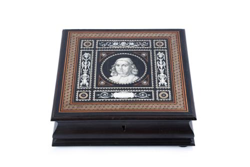 Caja joyero italiana en madera ebonizada con marquetería de