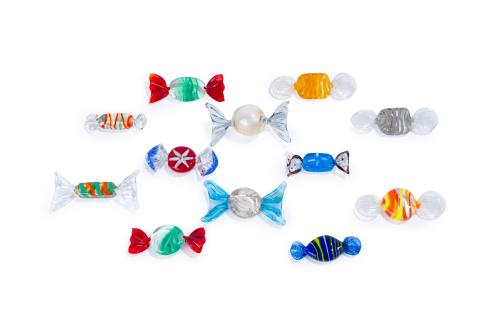 MURANO-ITALIA.Lote de 12 caramelos en vidrio multicolor d