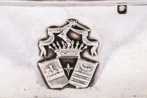 Elegante entremesera en plata punzonada de ley 950, Francia