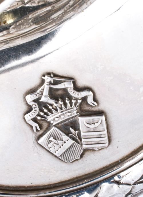 Elegante recado de mesa en plata punzonada de ley 950, Fran