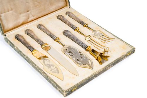 Antiguo juego de 6 cubiertos de trinchar alemanes con mango