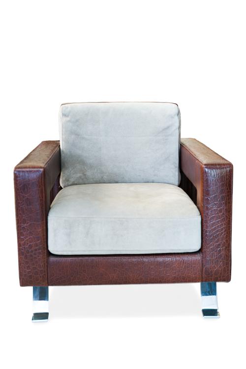 BIZARRI.Butaca modelo "Divani E Poltrone",patas metálicas