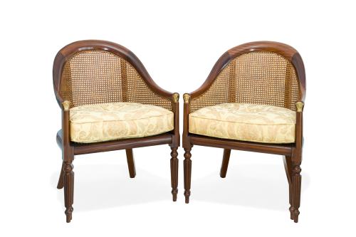 VERSACE.Pareja de butacas "modelo Medusa" en madera de no