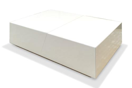 7   -  <p><span class="object_title">POLIHOME<br/>Mesa auxiliar modelo "P567A" abatible en madera lacada en blanco alto brillo .</span><br></p>