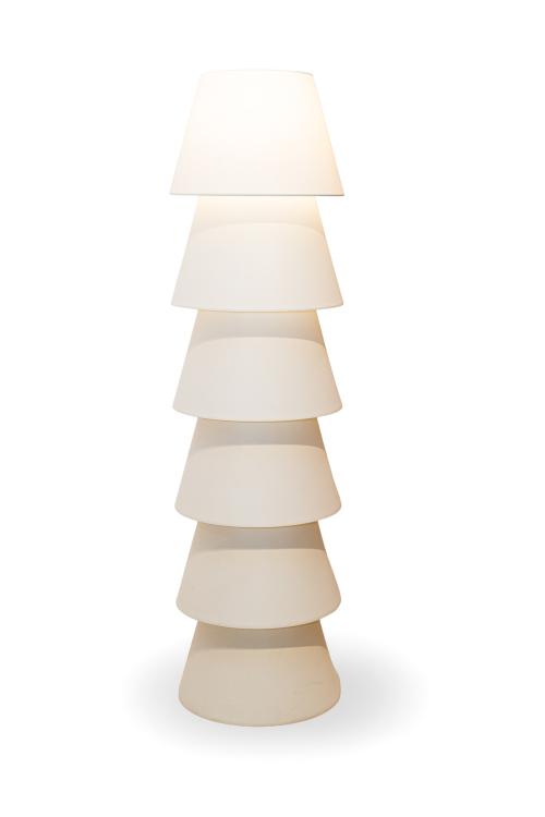 20   -  <p><span class="object_title">MARCEL WANDERS para MOODI.<br/>Lámpara de pie modelo "set up shade" </span><br></p>