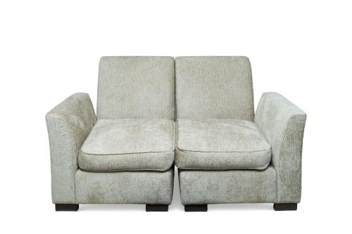 FENDI.Sofá tapizado en beige modelo "Lyon"