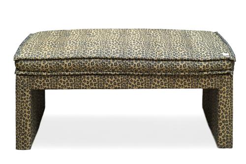 FENDI.Banqueta tapizada con estampado de leopardo