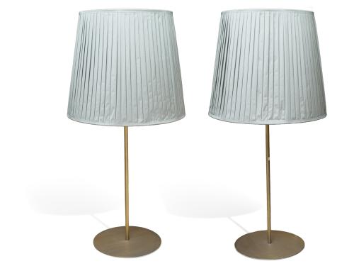 PIERO LISSONI (Milán, 1956) para LIVING DIVANI.Pareja de 