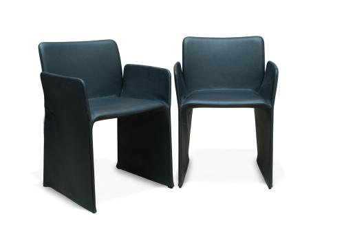 PATRICIA URQUIOLA para MOLTENI.Pareja de sillas modelo "G