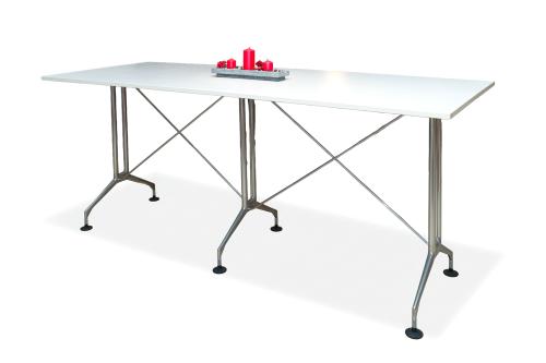 5   -  <p><span class="object_title">ANTONIO CITTERIO (Meda, Italia, 1950) para VITRA.<br/>Mesa modelo "Spatio", patas en acero cromado y tapa en blanco <br/></span><br></p>