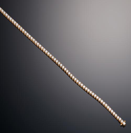 559   -  <p><span class="object_title">Preciosa pulsera riviere con diamantes</span></p>