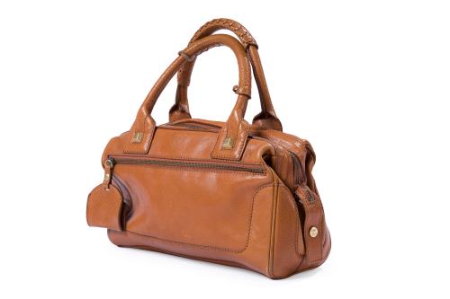 888   -  <p><span class="object_author">CÉLINE - Bolso Boogie en piel.</span></p>