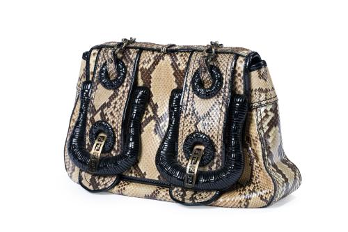 FENDI, Bolso de piel modelo "B bag"