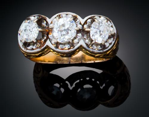 SORTIJA TRESILLO ESTILO ANTIGUO CON DIAMANTES EN ORO AMARIL