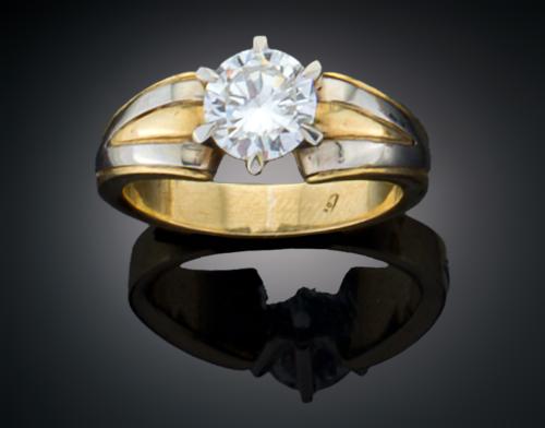 SORTIJA SOLITARIO CON DIAMANTE EN ORO AMARILLO DE 18 K