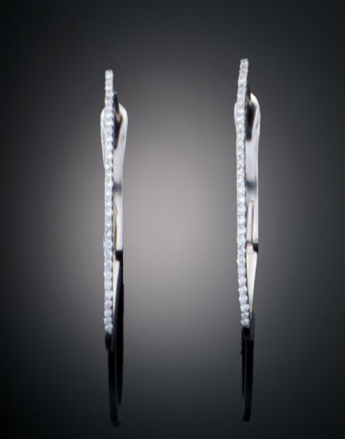 AROS CON DIAMANTES EN ORO BLANCO DE 18 K