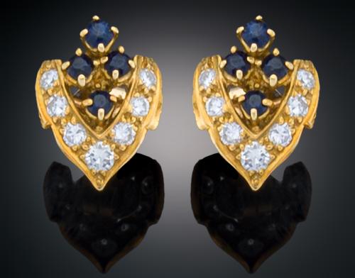 PENDIENTES CORAZÓN CON DIAMANTES Y ZAFIROS EN ORO AMARILLO 
