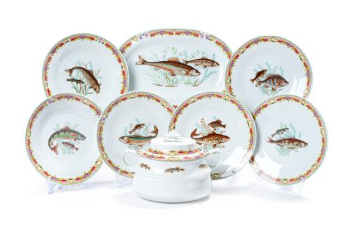 Set en porcelana esmaltada de Limoges para pescado con deco
