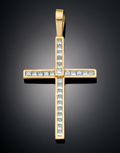 COLGANTE CRUZ DIAMANTES Y ORO AMARILLO DE 18 K