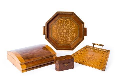 Lote formado por recoge brasas inglés del s. XIX con decora