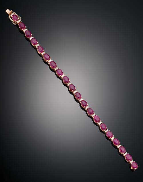 PULSERA CON RUBÍES Y DIAMANTES EN ORO AMARILLO DE 18 K