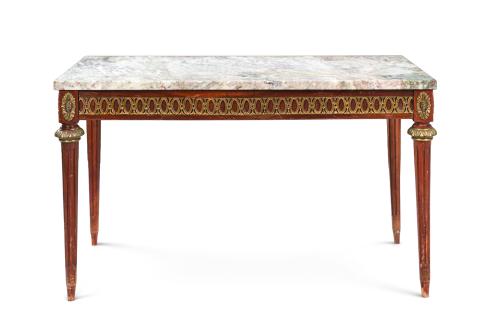 Consola estilo Luis XVI En madera, patas troncocónicas ac